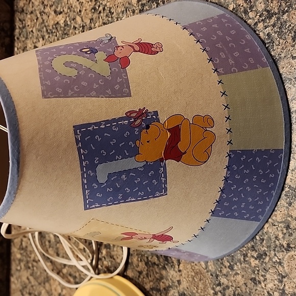 Vintage Winnie & Piglet Lamp - Picture 9 of 13